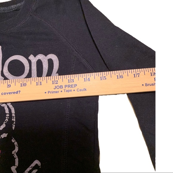 Wisdom & Love Sweatshirt - Picture 4 of 4